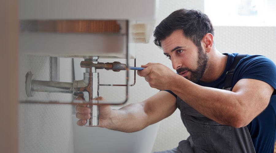 Hot water issue at sink in Edinburgh, IN